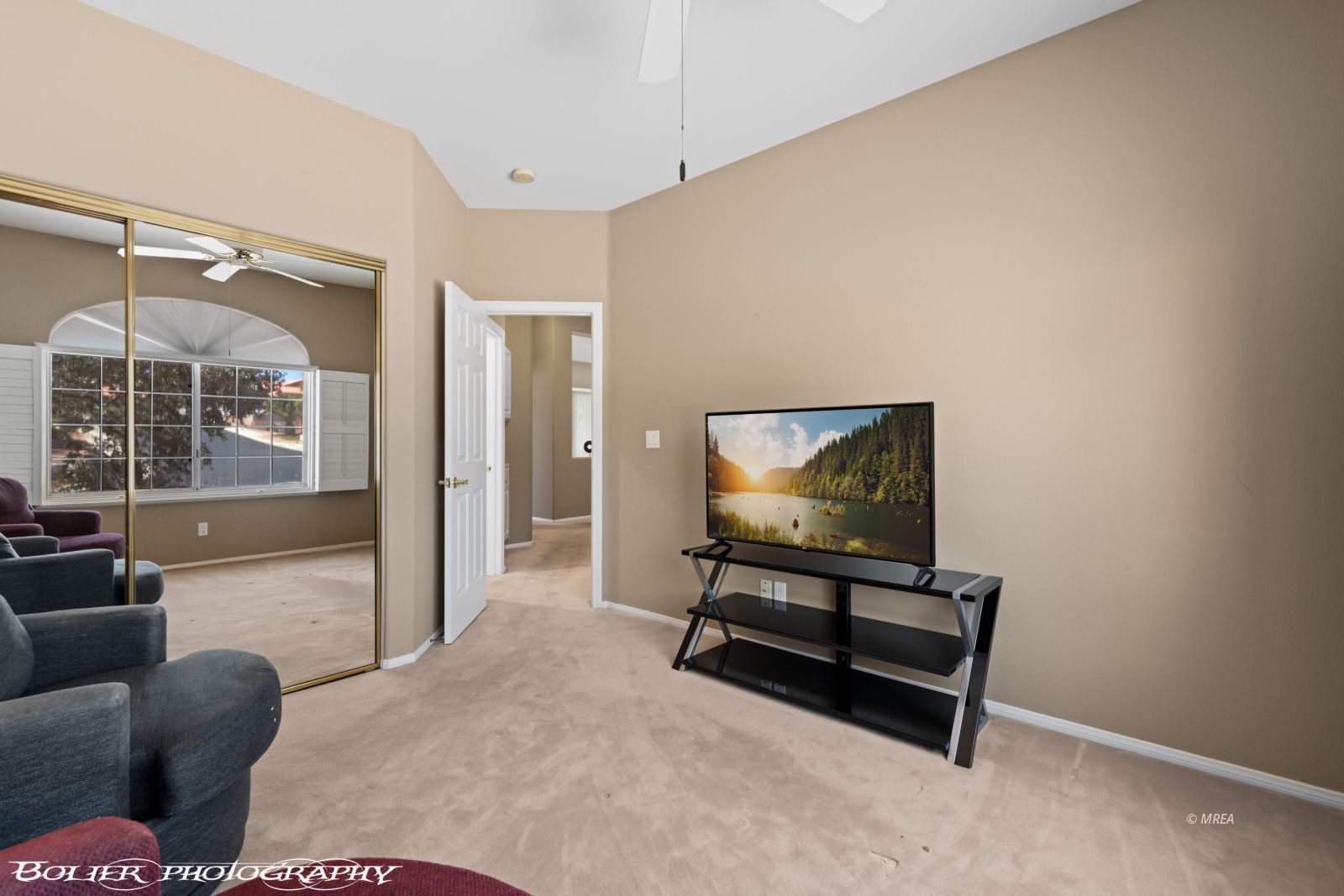 649  Rancho Cir