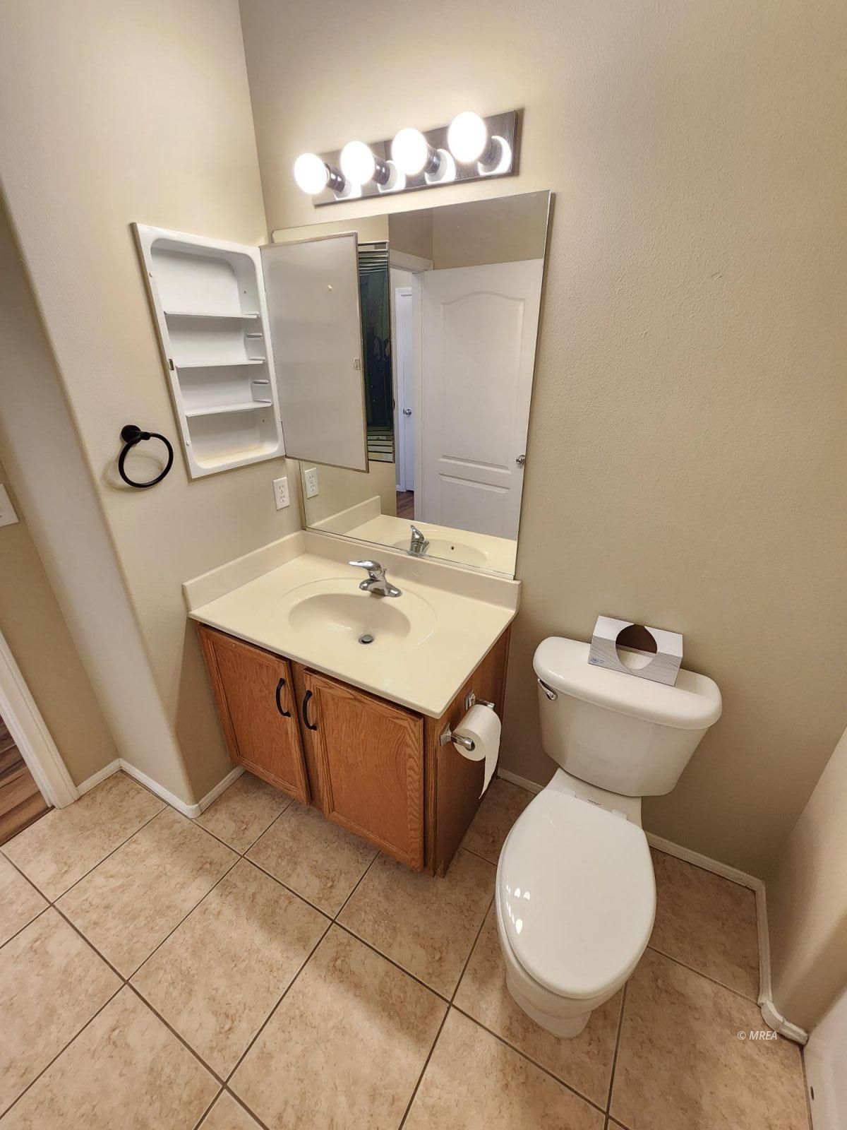 470  Turtle Back Road  #11D (1