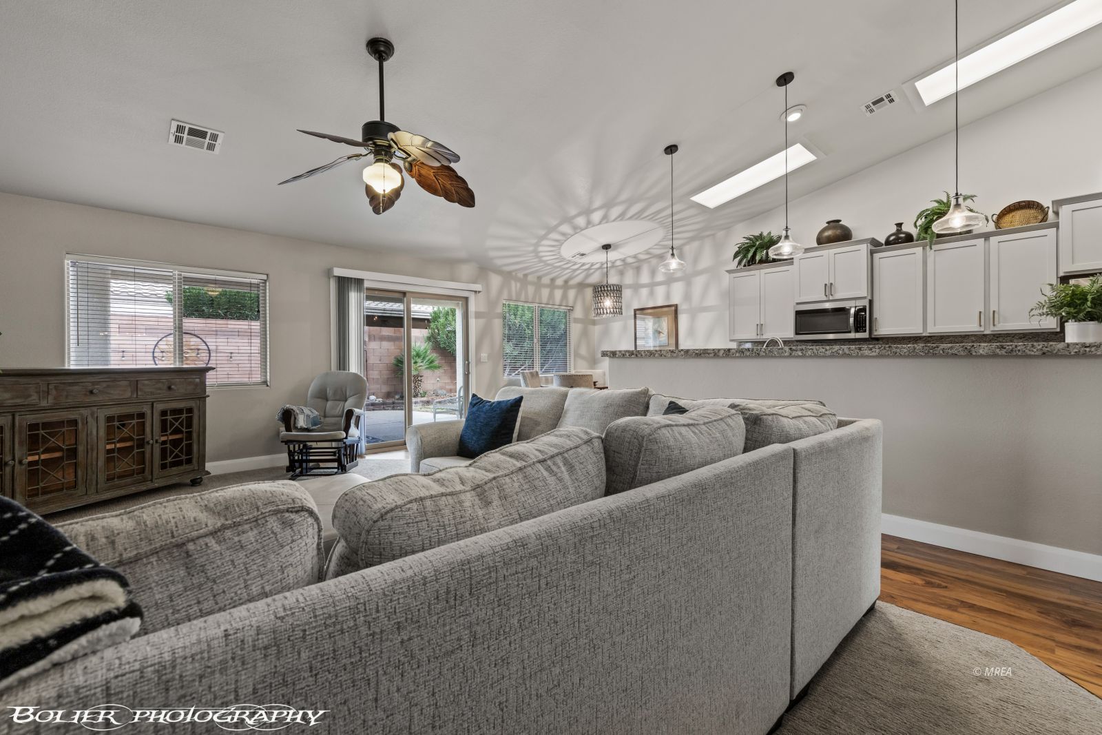 1231  Indian Wells Rd