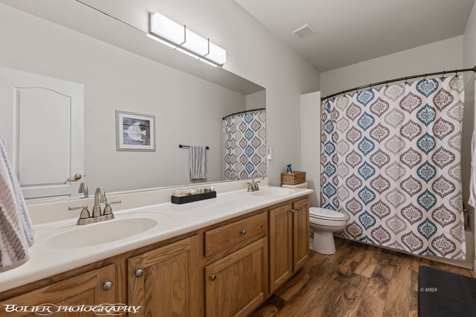 1231  Indian Wells Rd