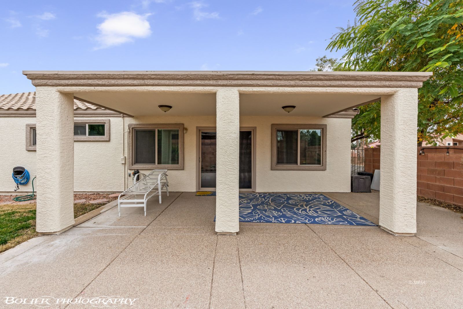 1231  Indian Wells Rd