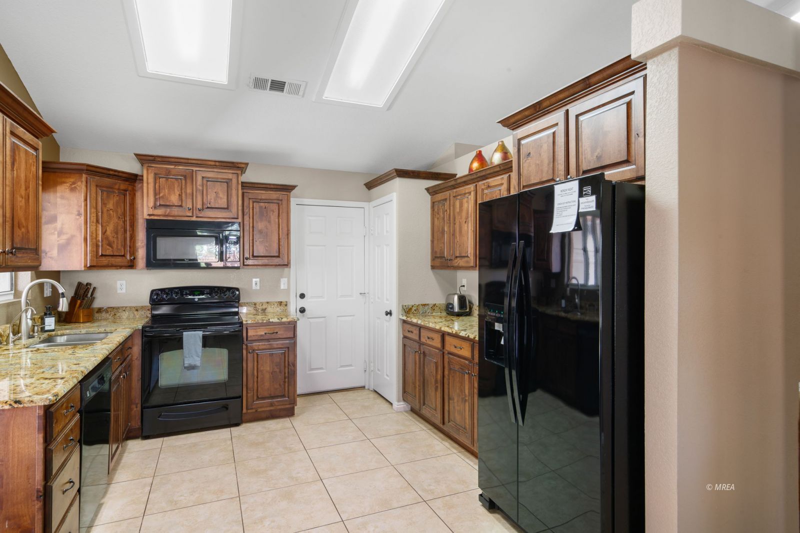 555  Second South St