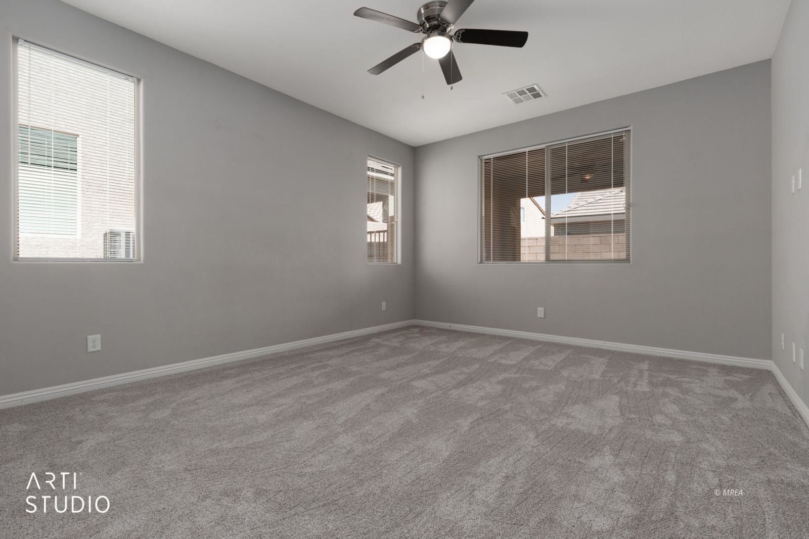 447  Paradise Valley Heights 