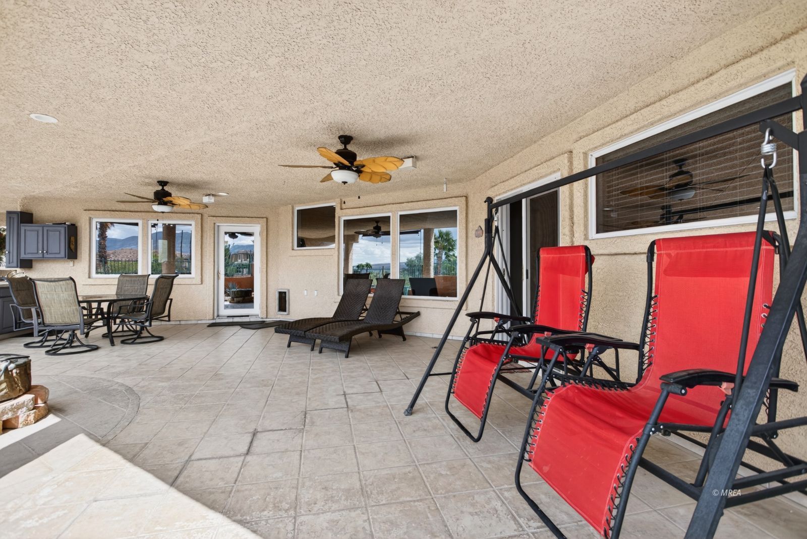 414  Crystal Canyon Dr
