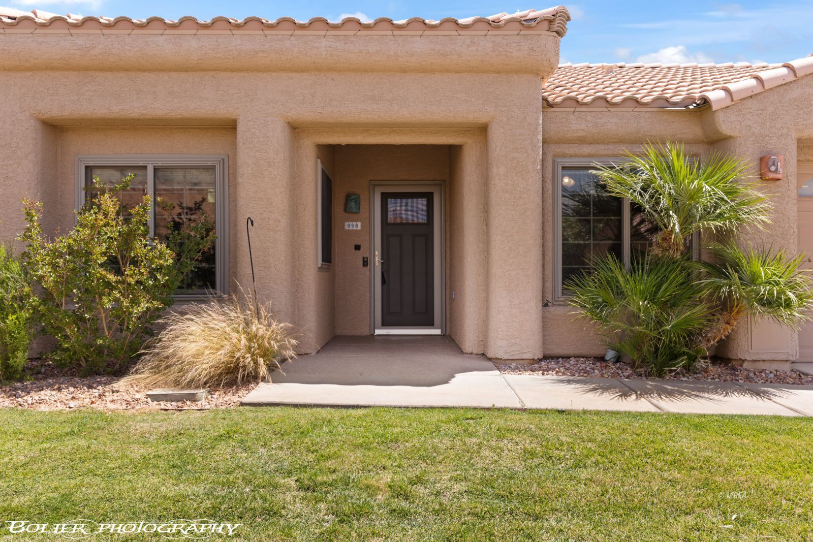 998  Opal St