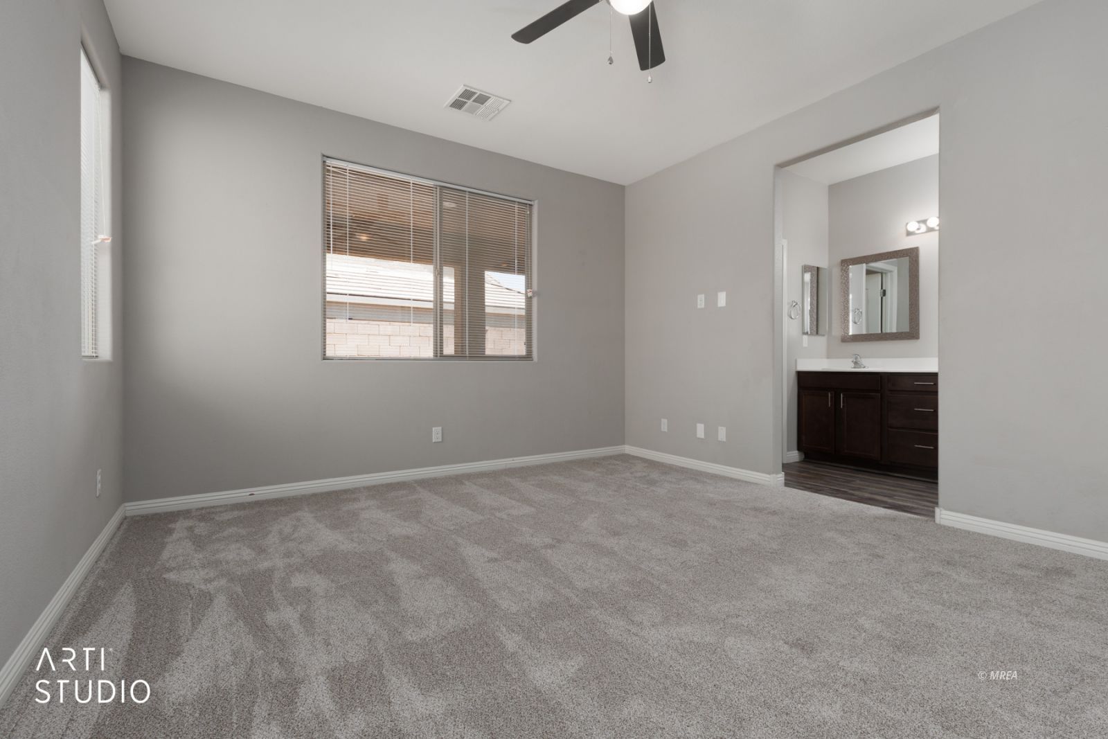 447  Paradise Valley Heights 