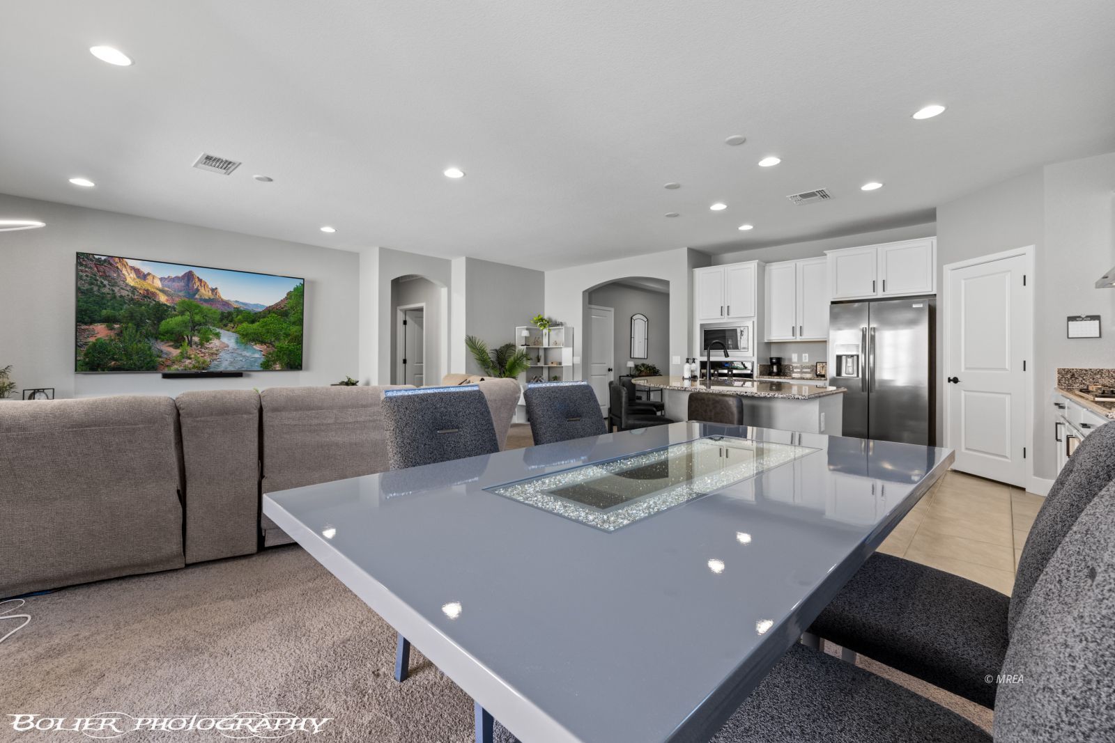 1405  Pin Cushion Ridge 