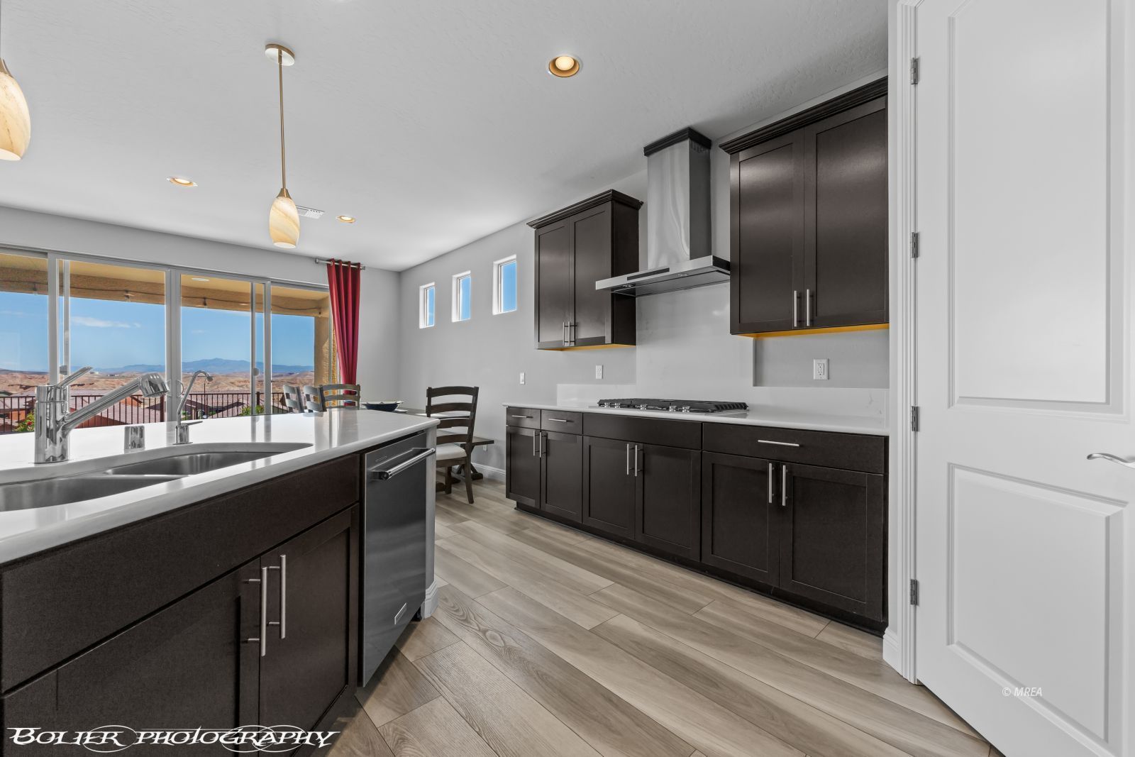 1109  Flagstone BND 