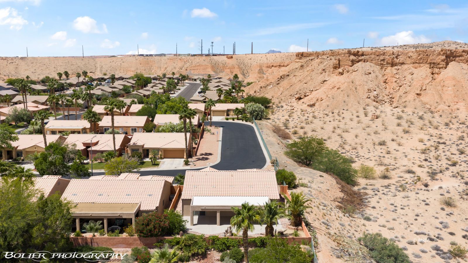 998  Opal St