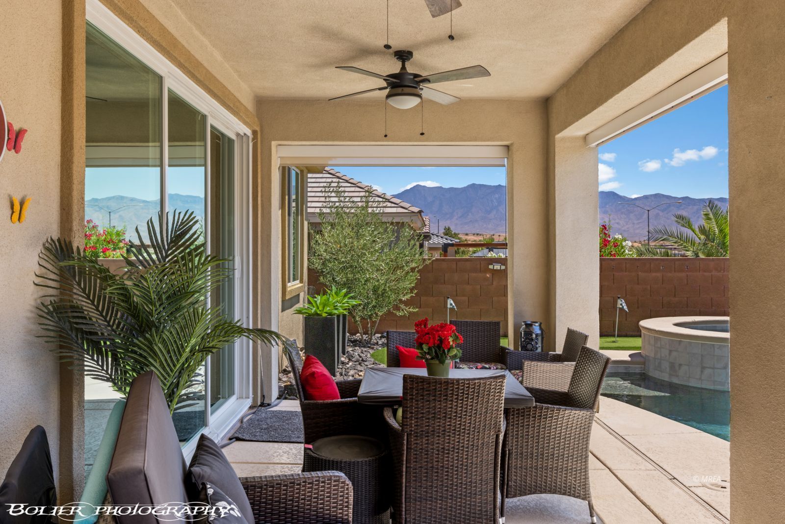 472  Paradise Valley Hts 