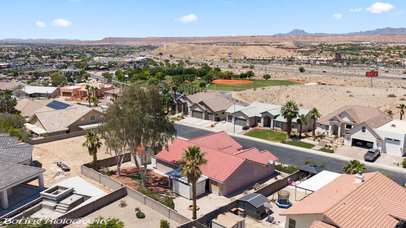 648  Valley View Dr
