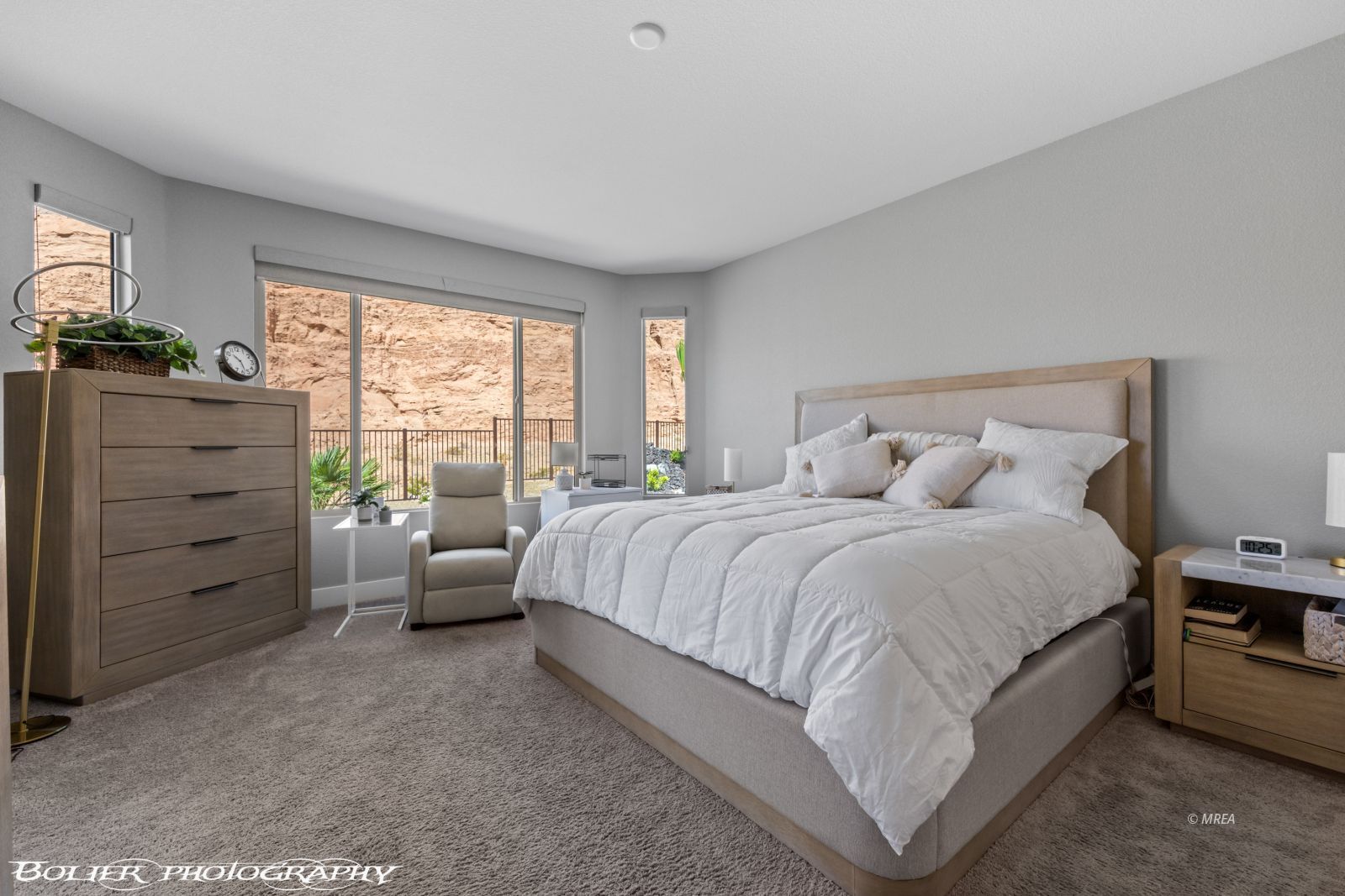 1405  Pin Cushion Ridge 