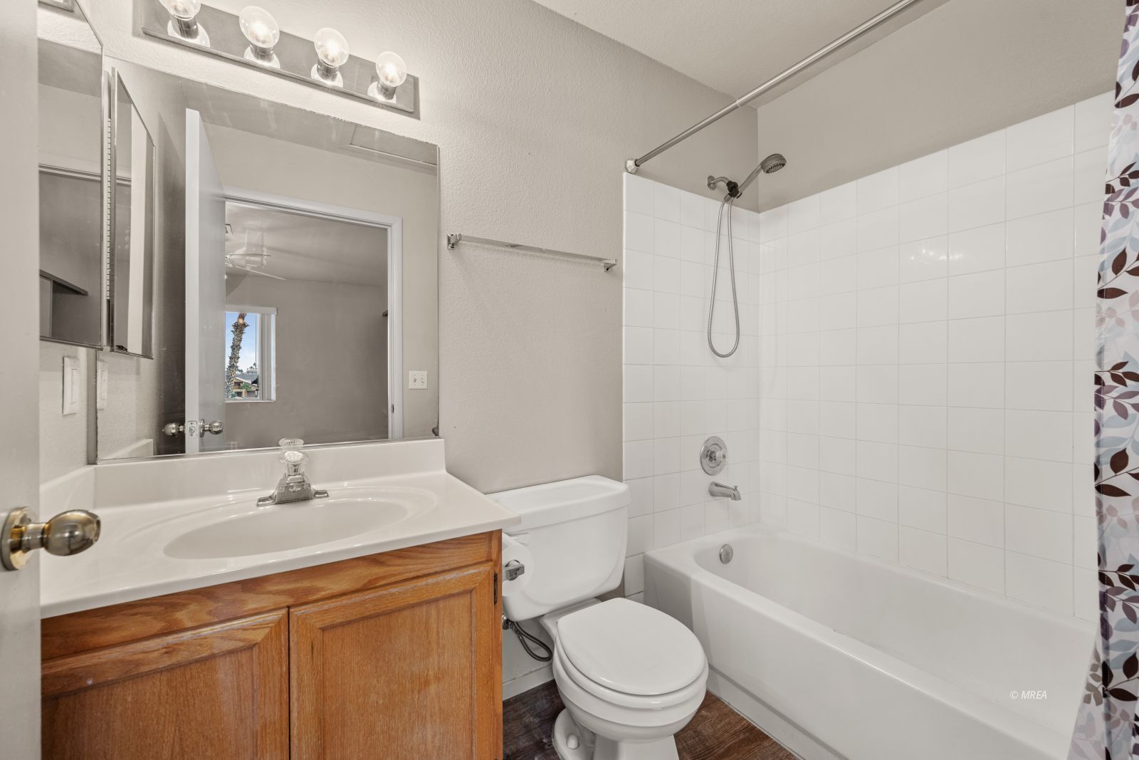 968  Mesquite Springs  #201