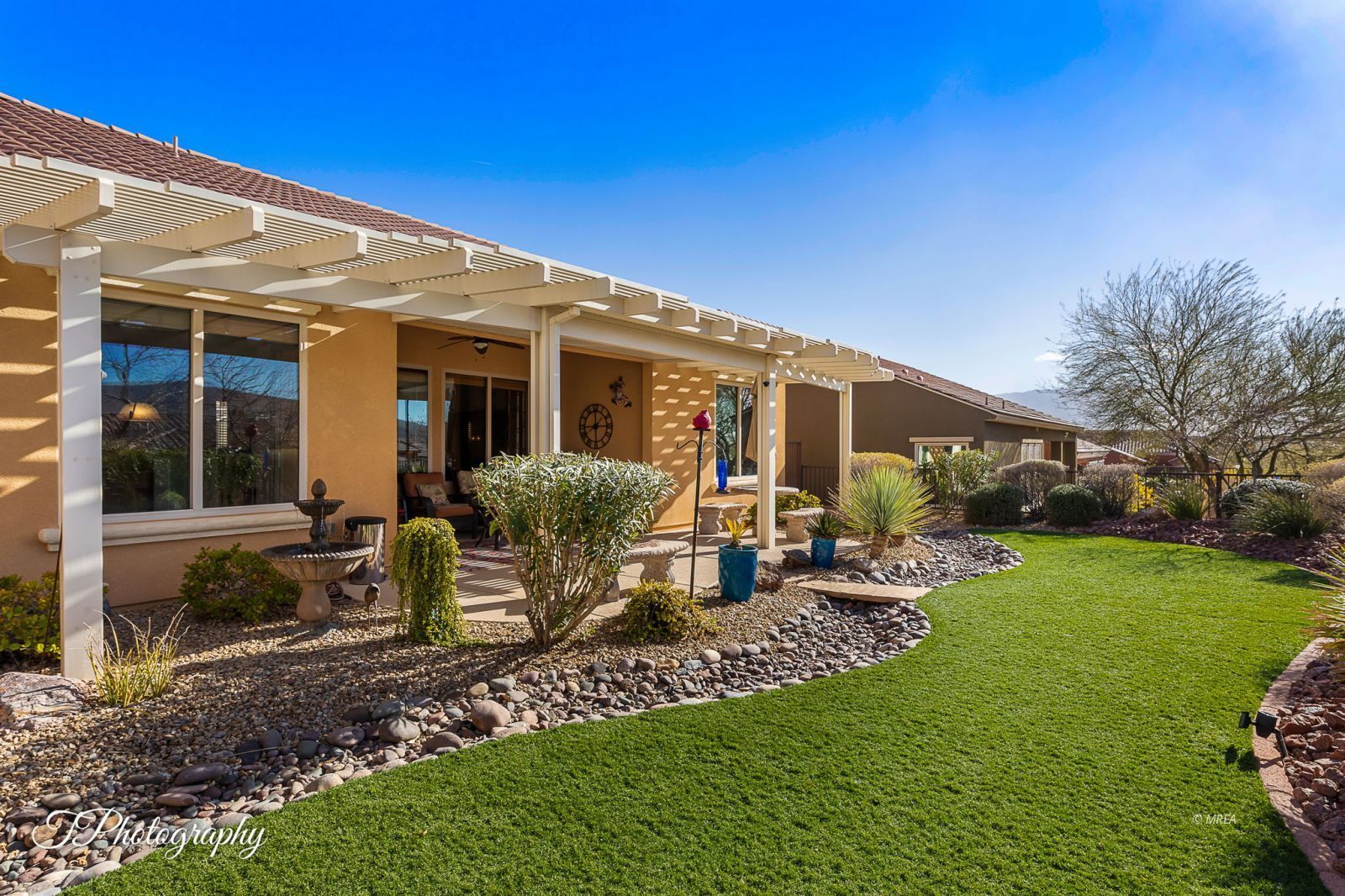 993  Starlight Terrace Way