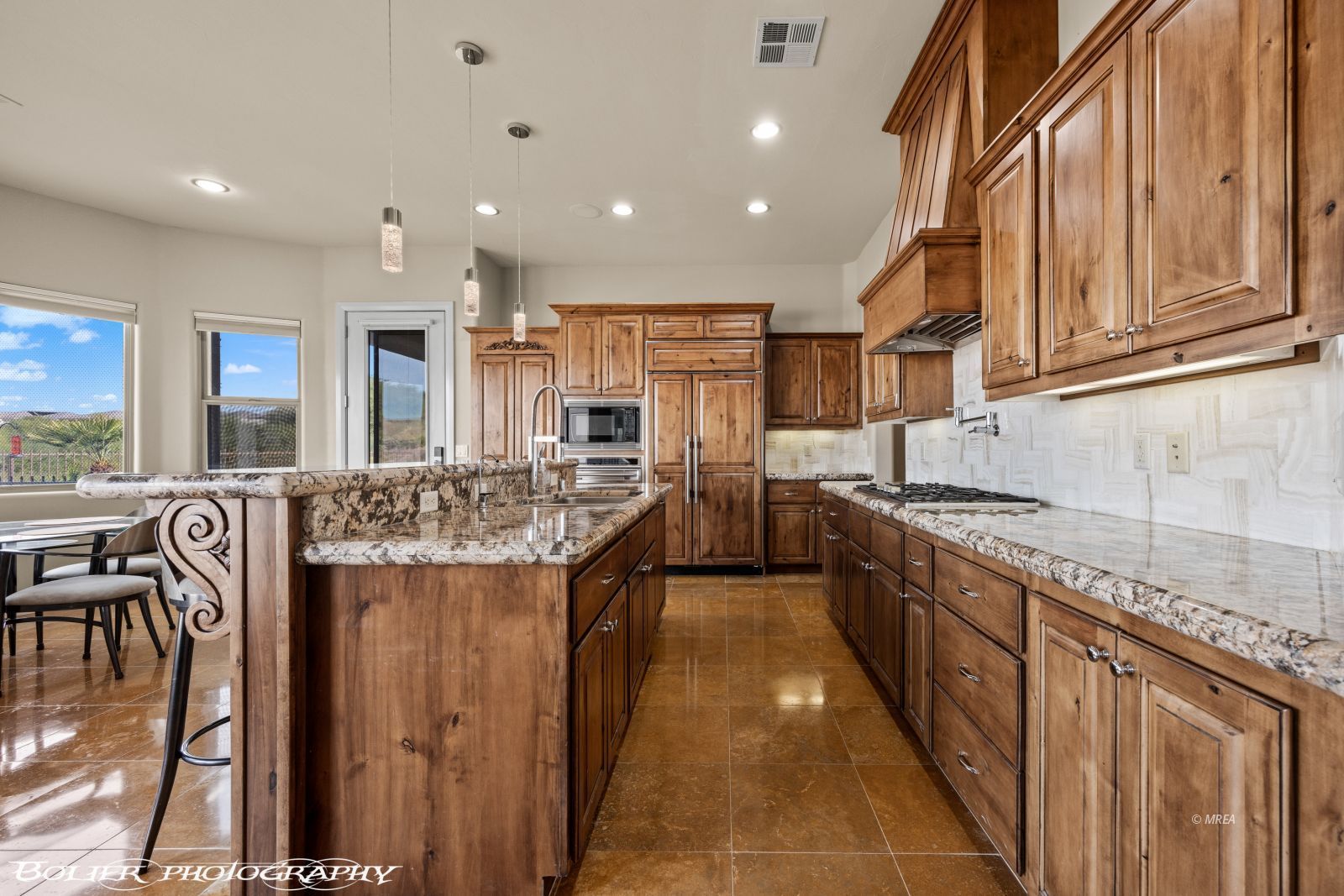 1111  Falcon Nest Ct