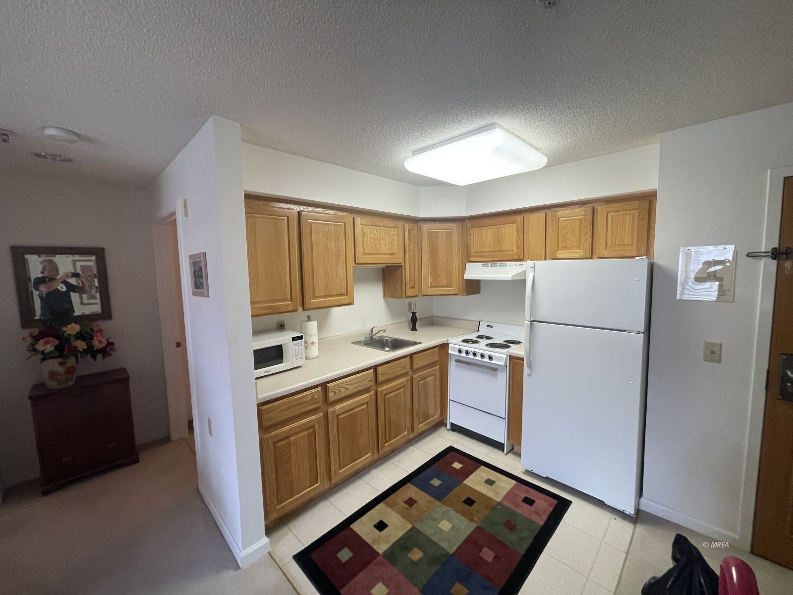 555  Highland Dr  #207