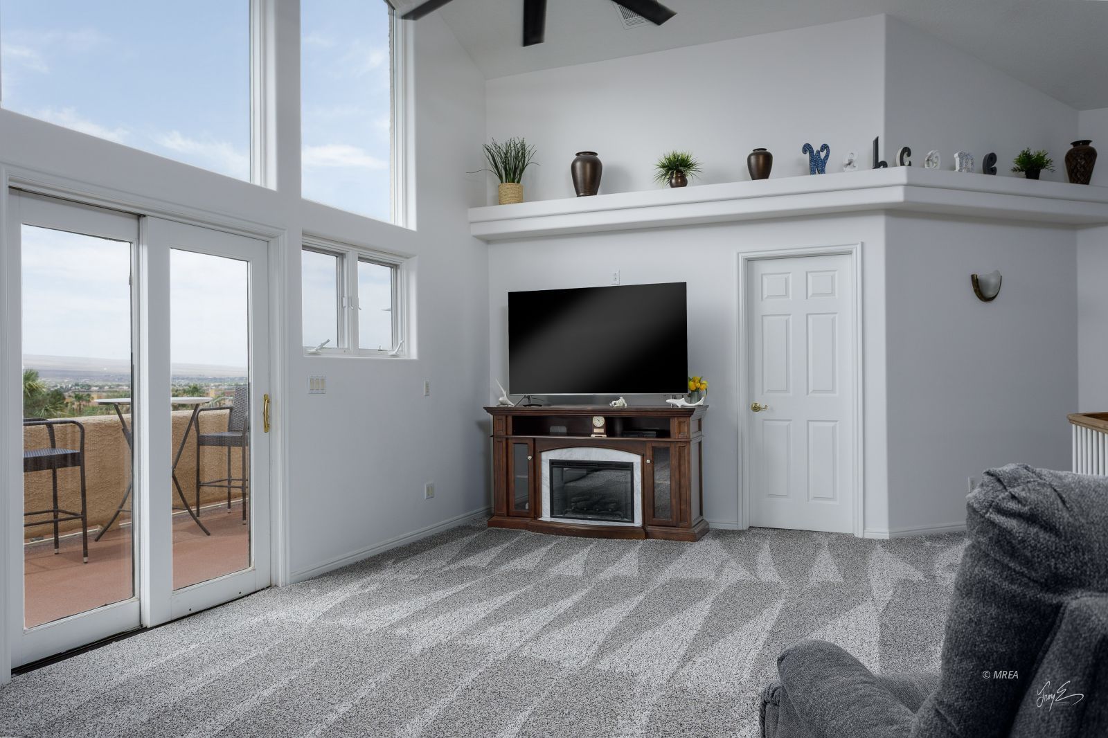 414  Crystal Canyon Dr