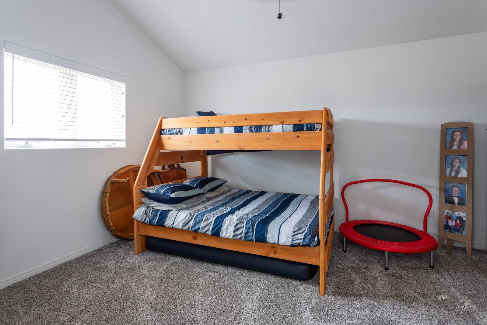 414  Crystal Canyon Dr