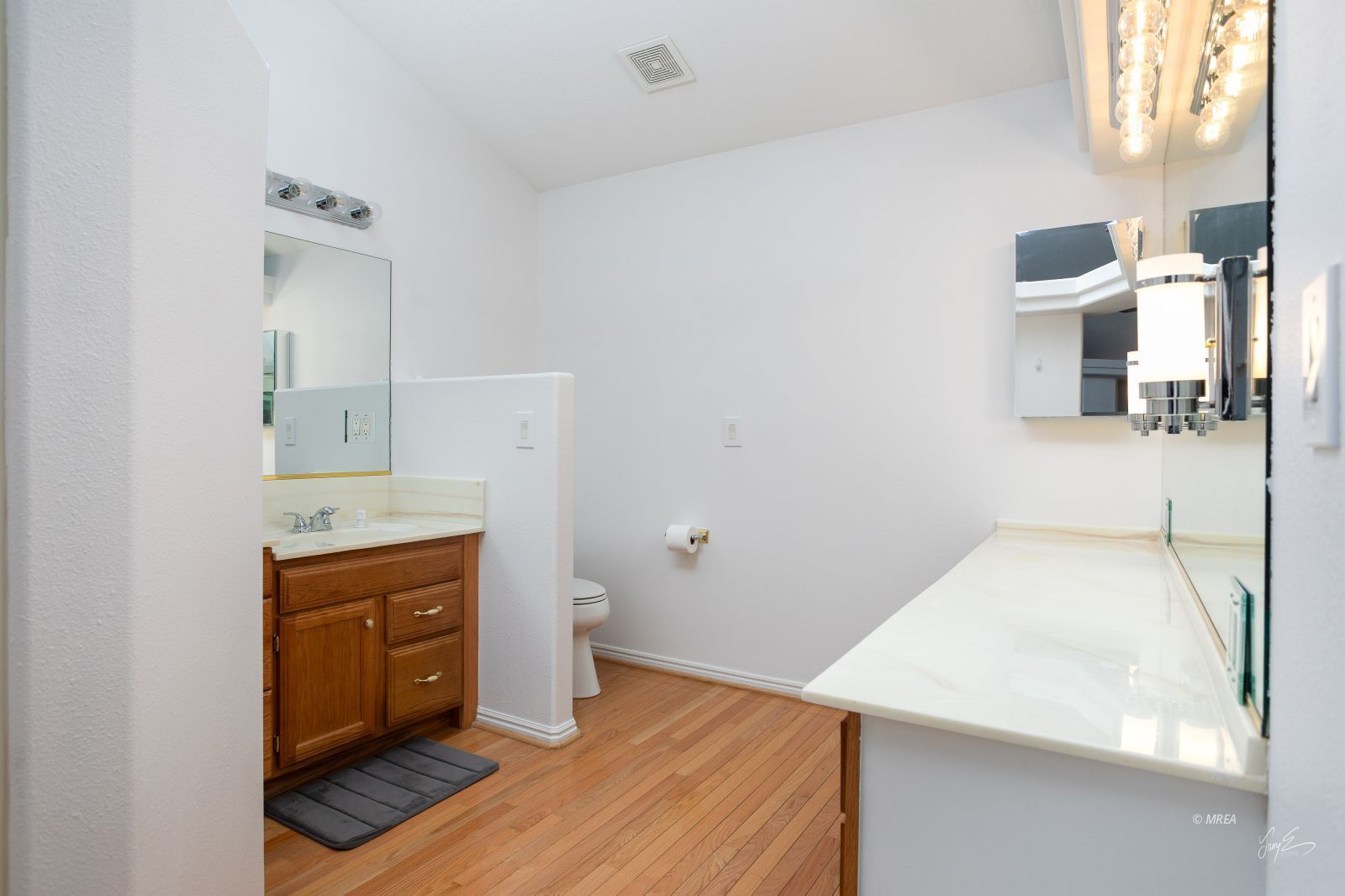 414  Crystal Canyon Dr