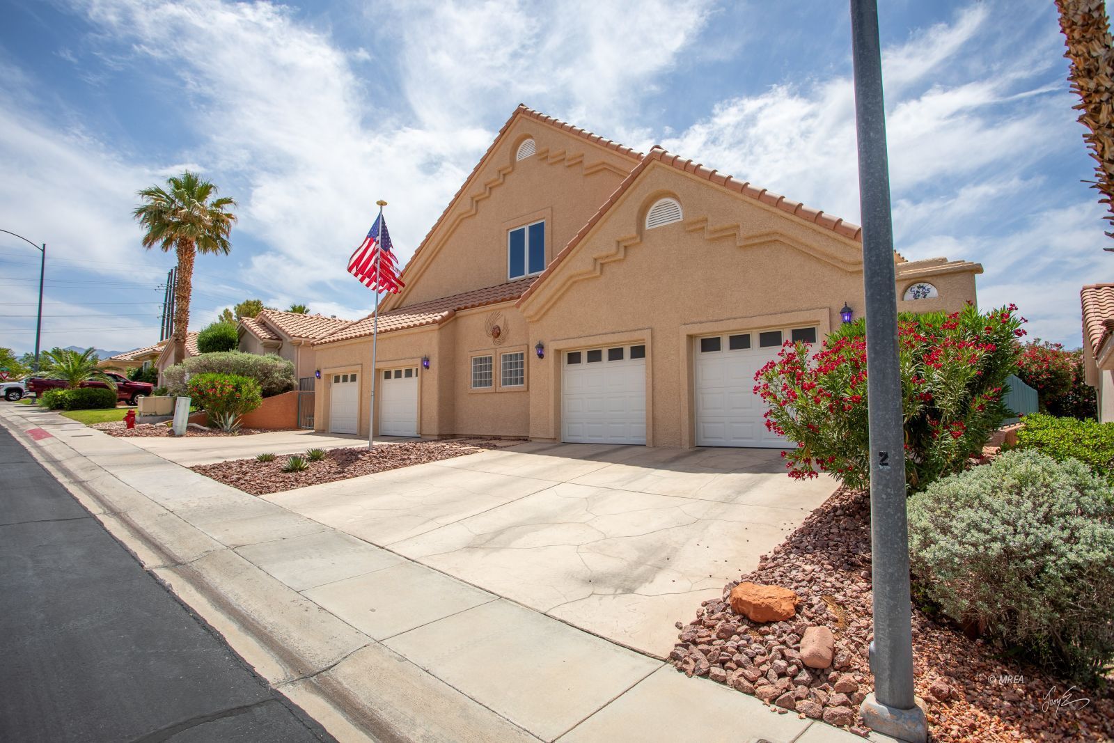 414  Crystal Canyon Dr