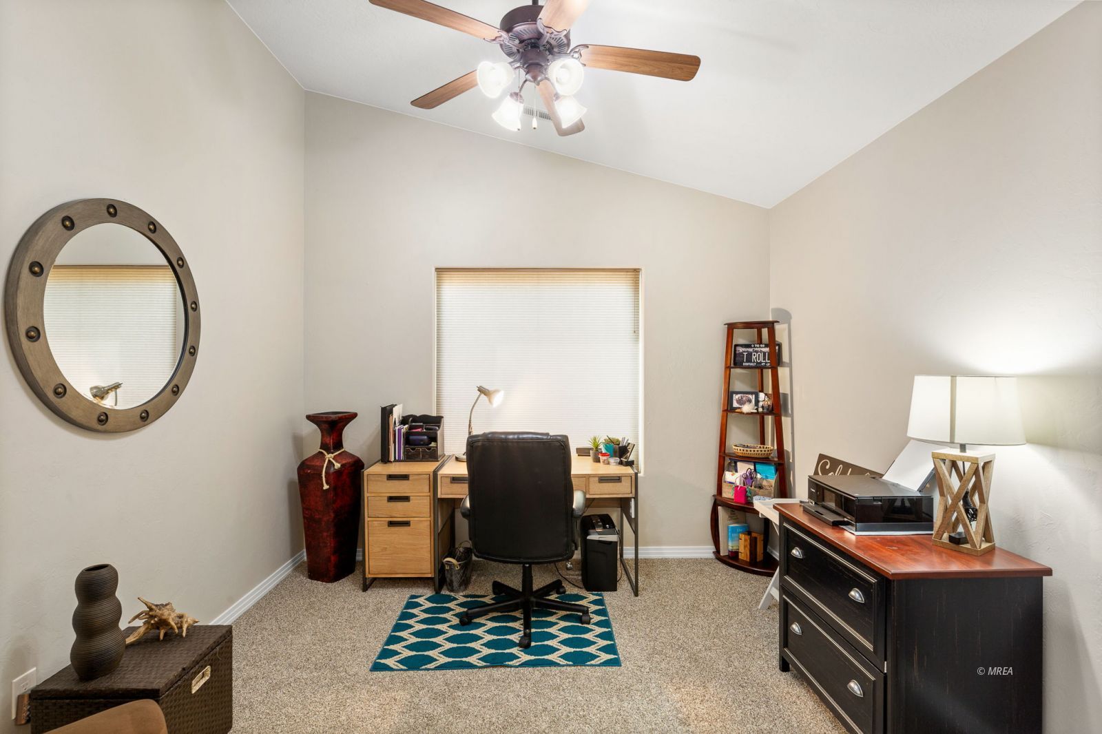 858  Falcon Glenn Dr