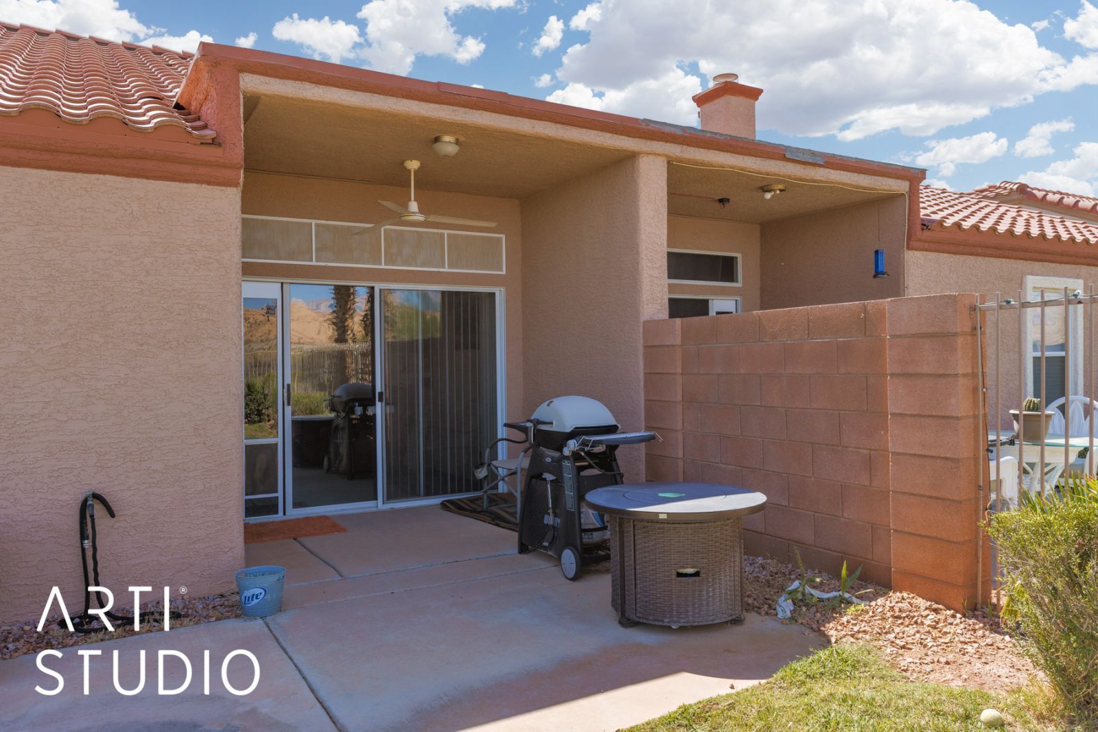 517  Beacon Ridge Way