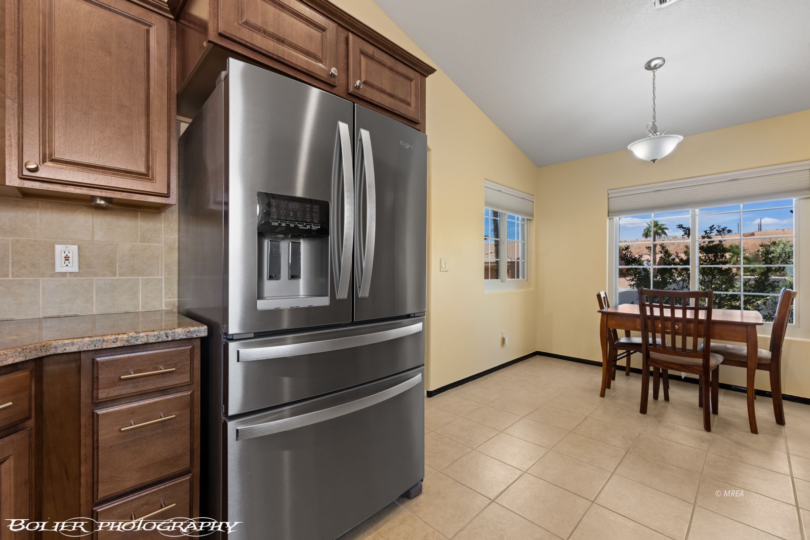 998  Opal St