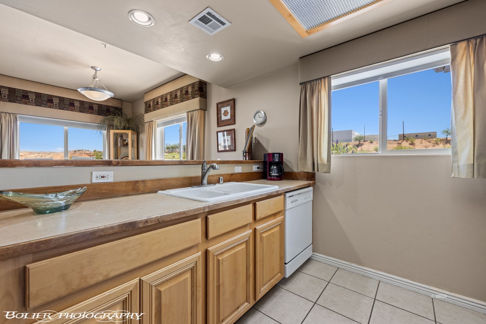 405  Paradise Parkway  #290