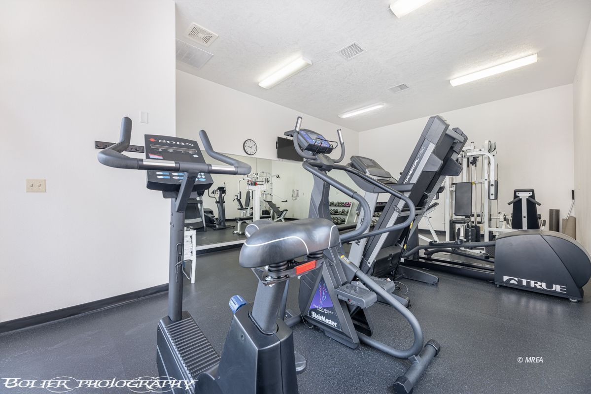 555  Highland Dr #227