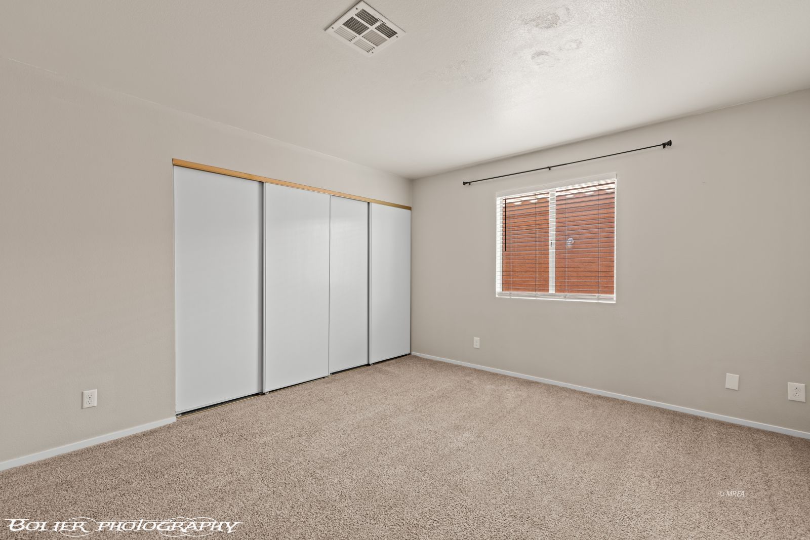 957  Mesquite Springs Dr #201