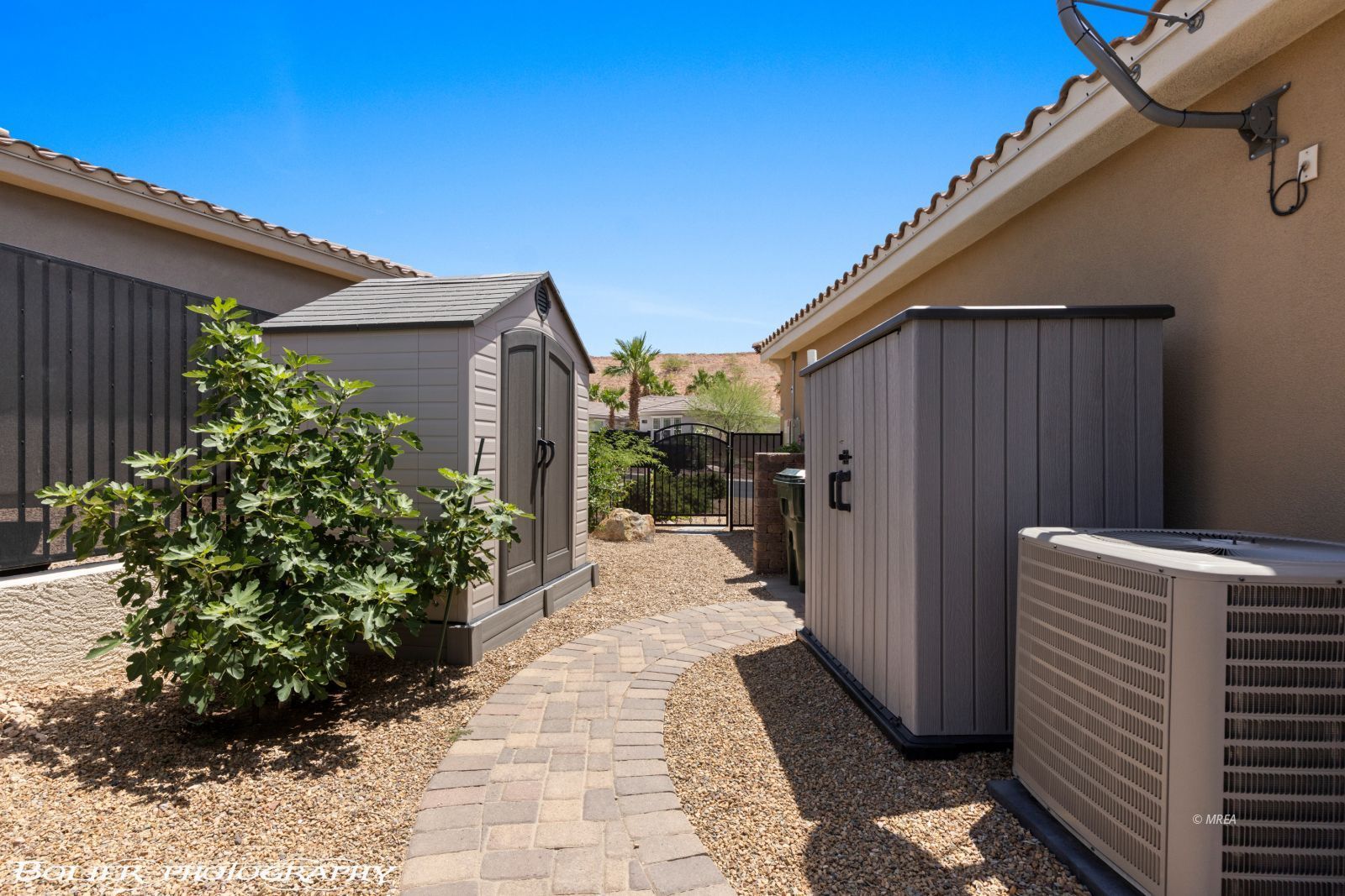 1123  Pebble Creek Blf 