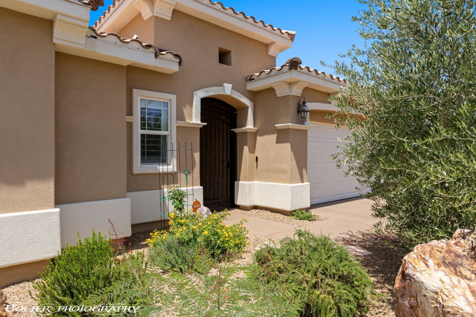 1123  Pebble Creek Blf 