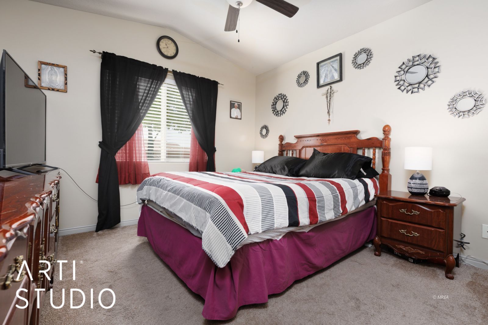 871  Santa Theresa Way