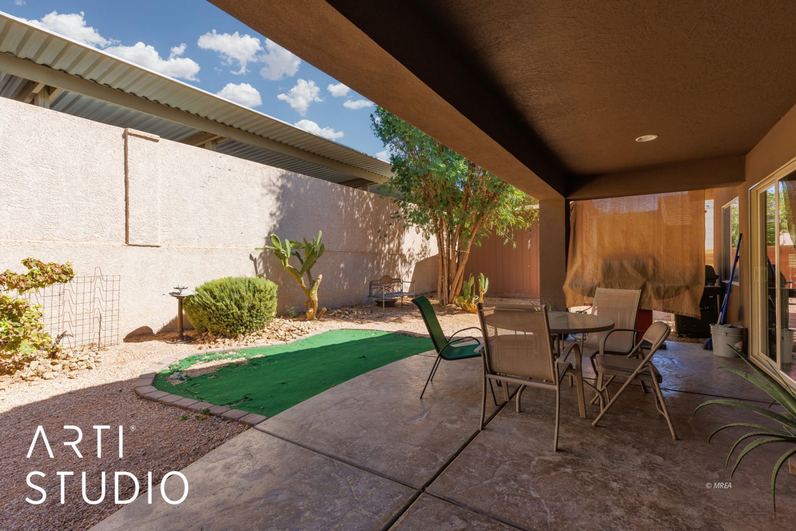 871  Santa Theresa Way