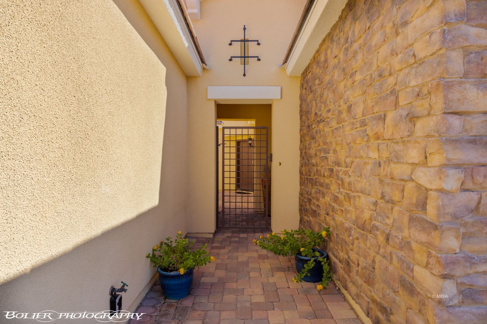 1044  Back Country Trail 