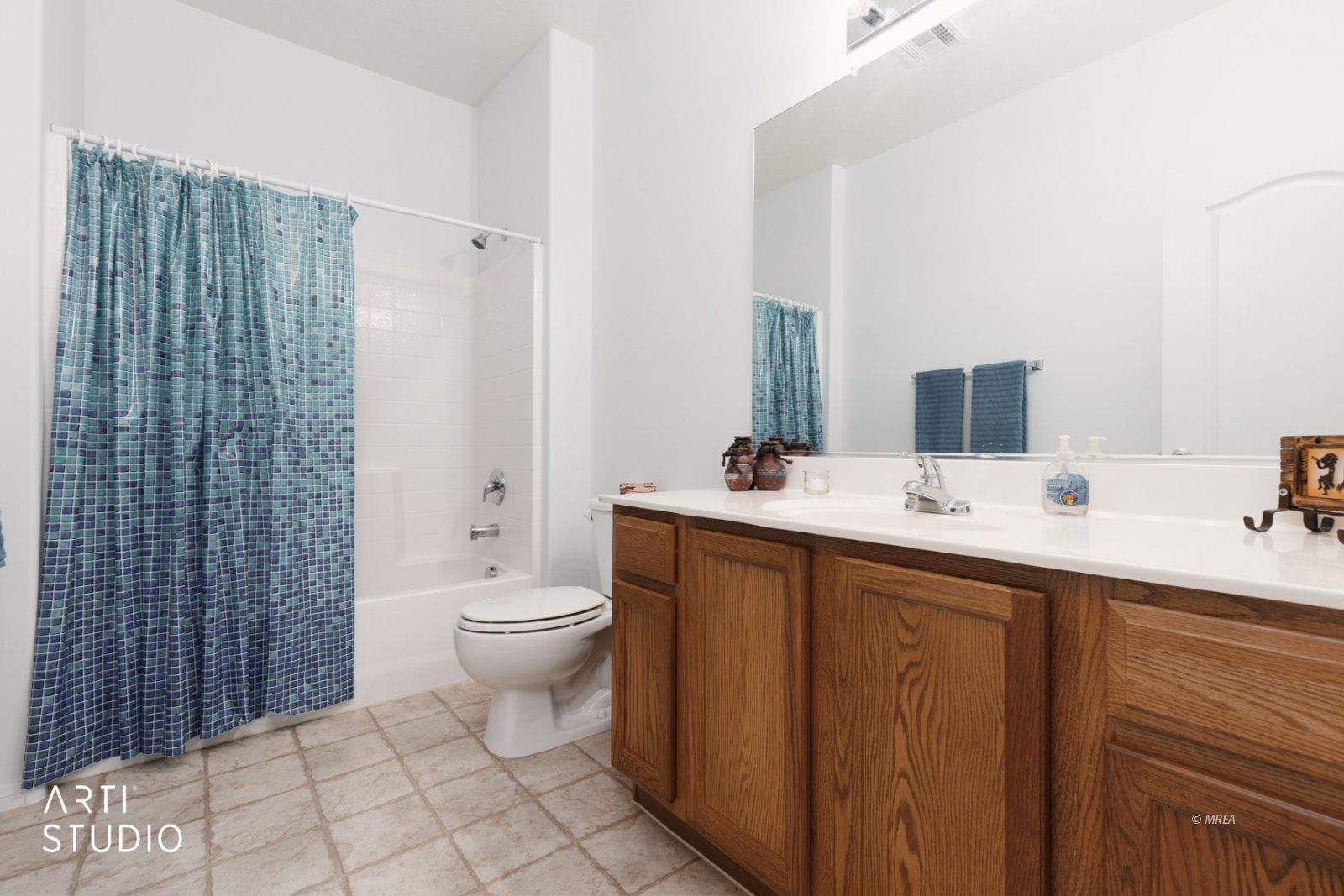 470  Turtle Back Rd #5C