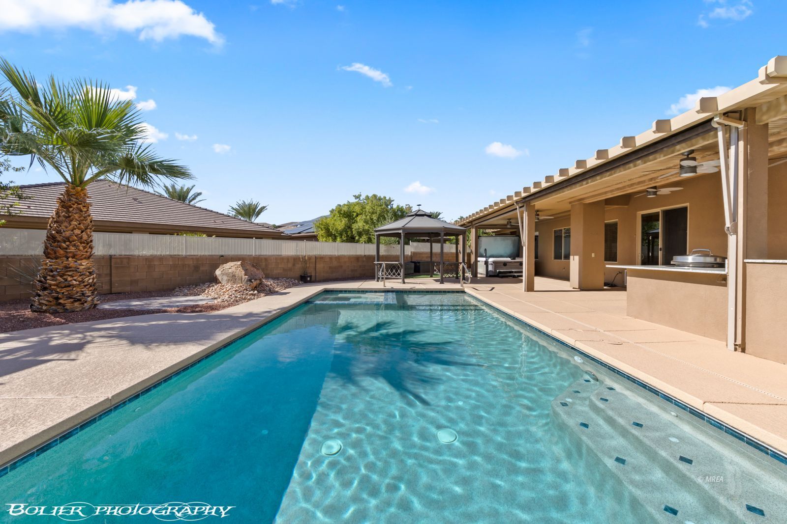 420  Sublimity Crest 