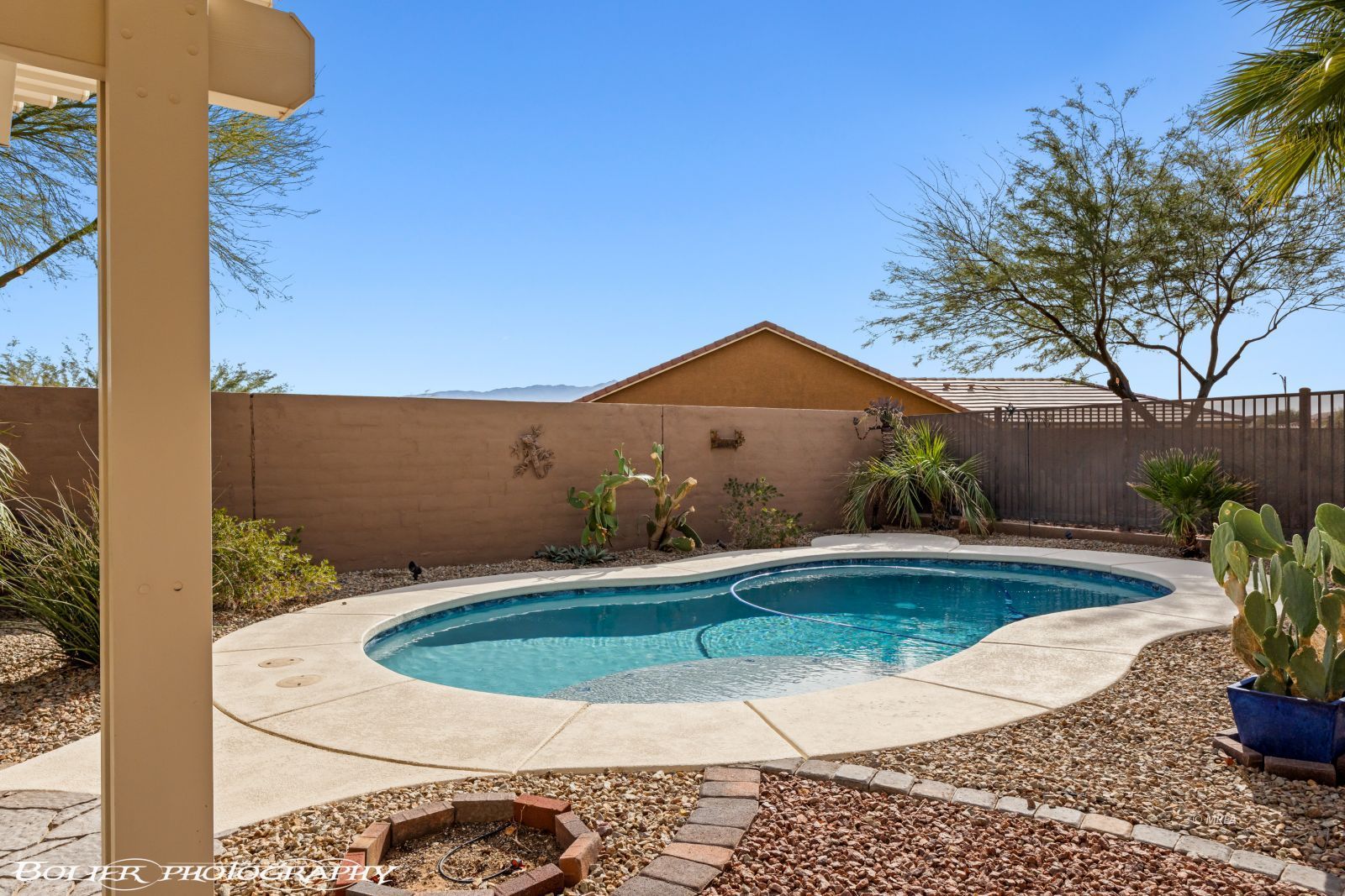 1222  Weeping Rock Trl 