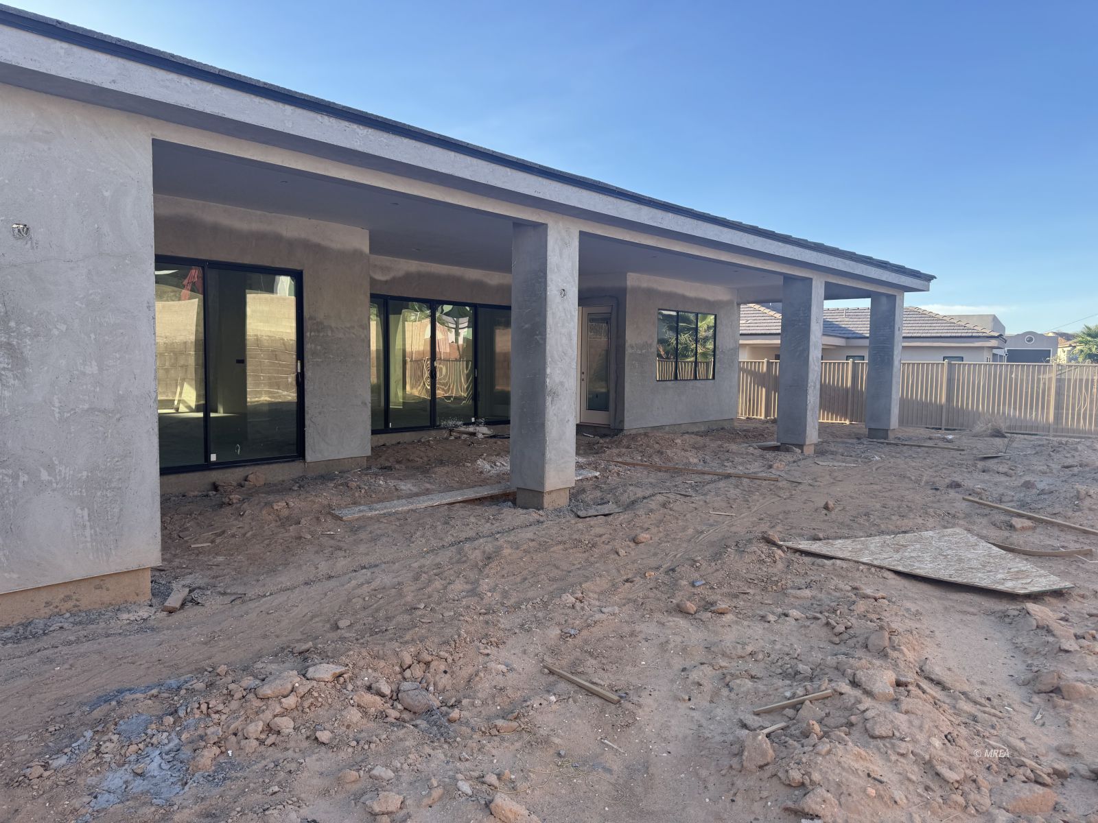 1558  Pomegranate Trl 