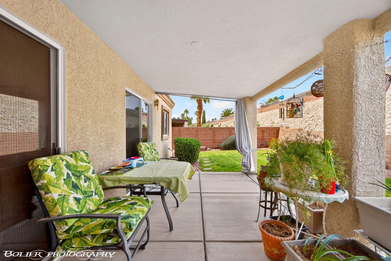 1181  Augusta Hills St