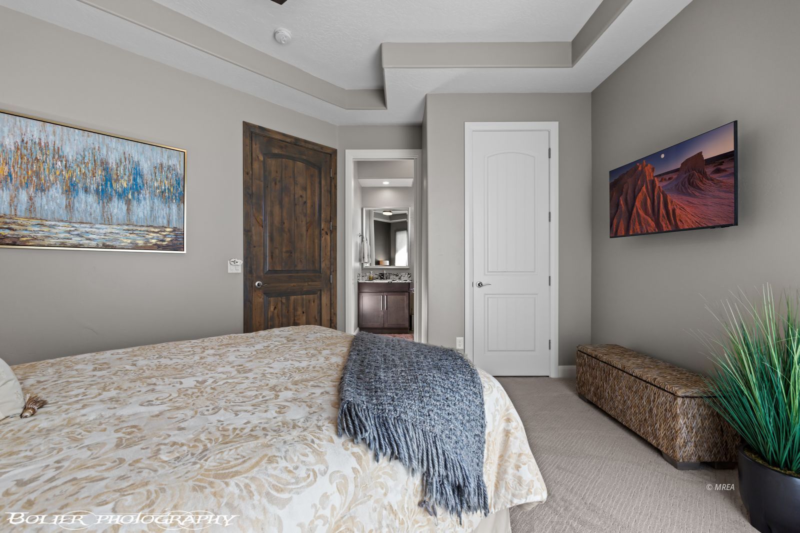 1435  Pomegranate Trail 