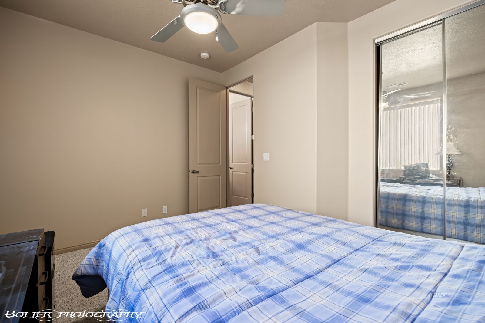 1389  Vista Del Ciudad Dr 