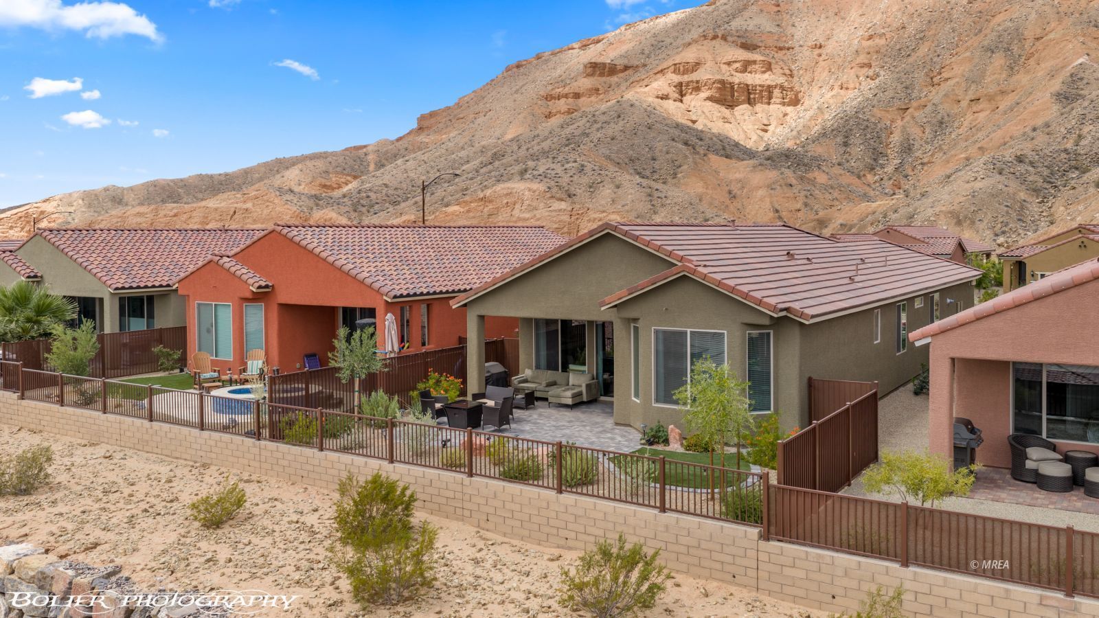 1492  Pin Cushion Ridge 