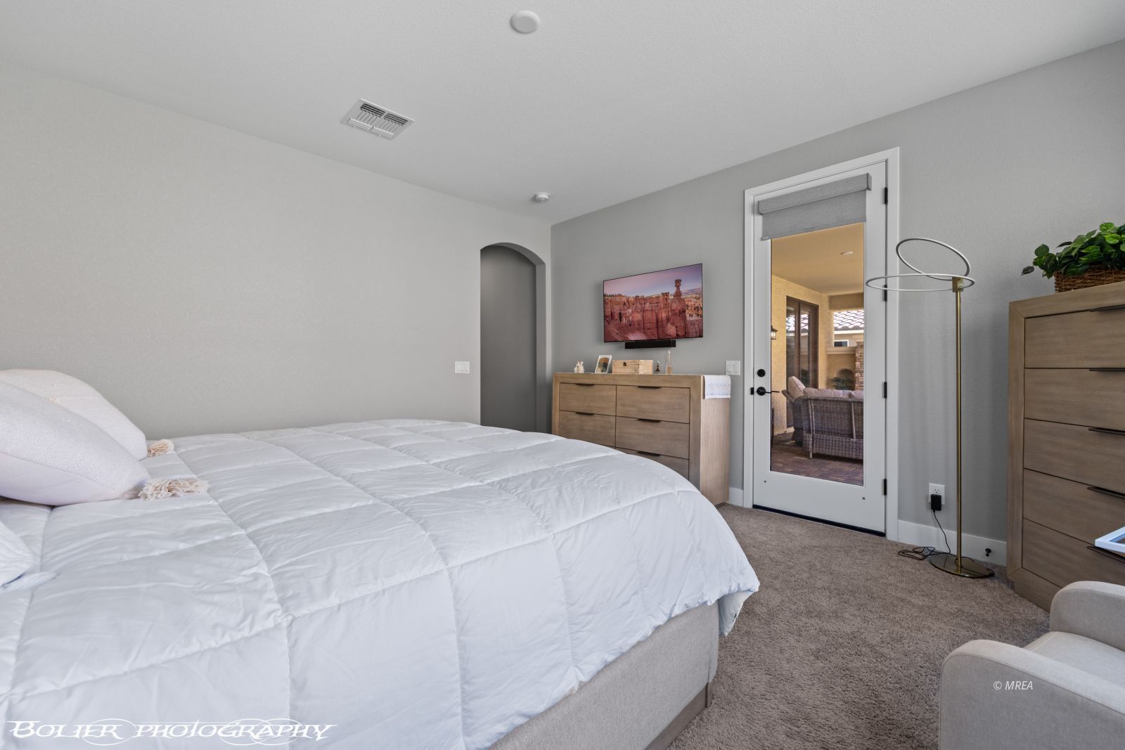 1405  Pin Cushion Ridge 