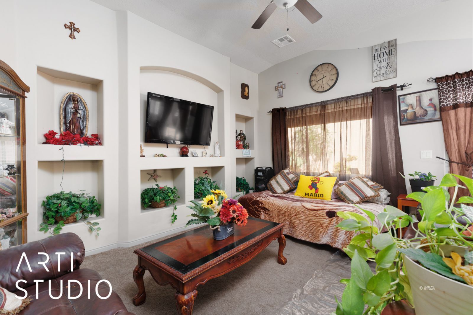 871  Santa Theresa Way