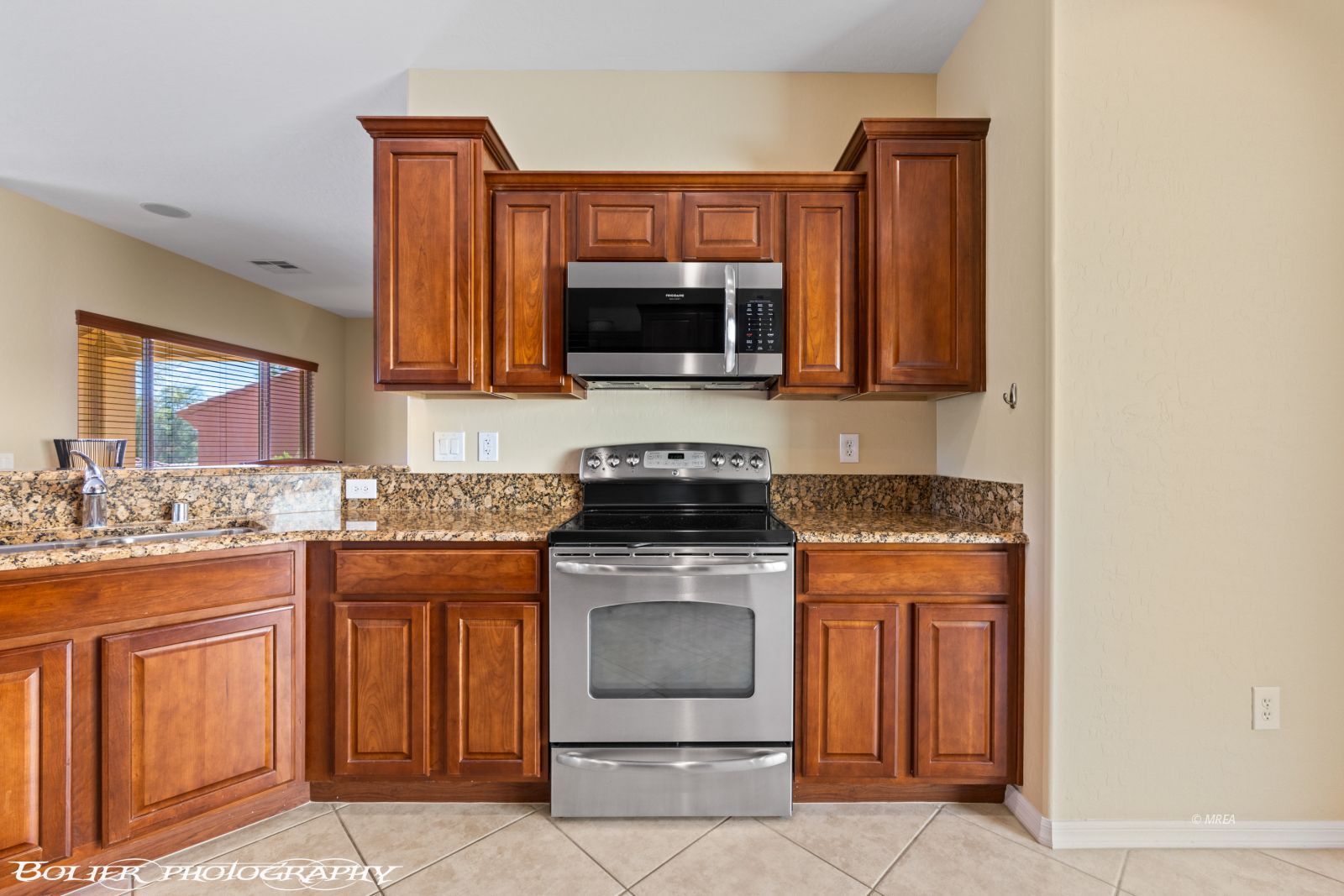 1044  Back Country Trail 