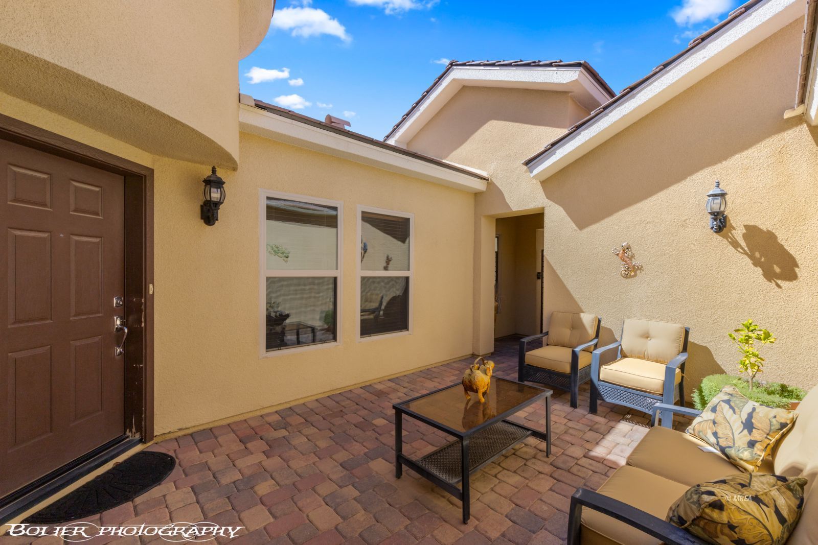 1044  Back Country Trail 