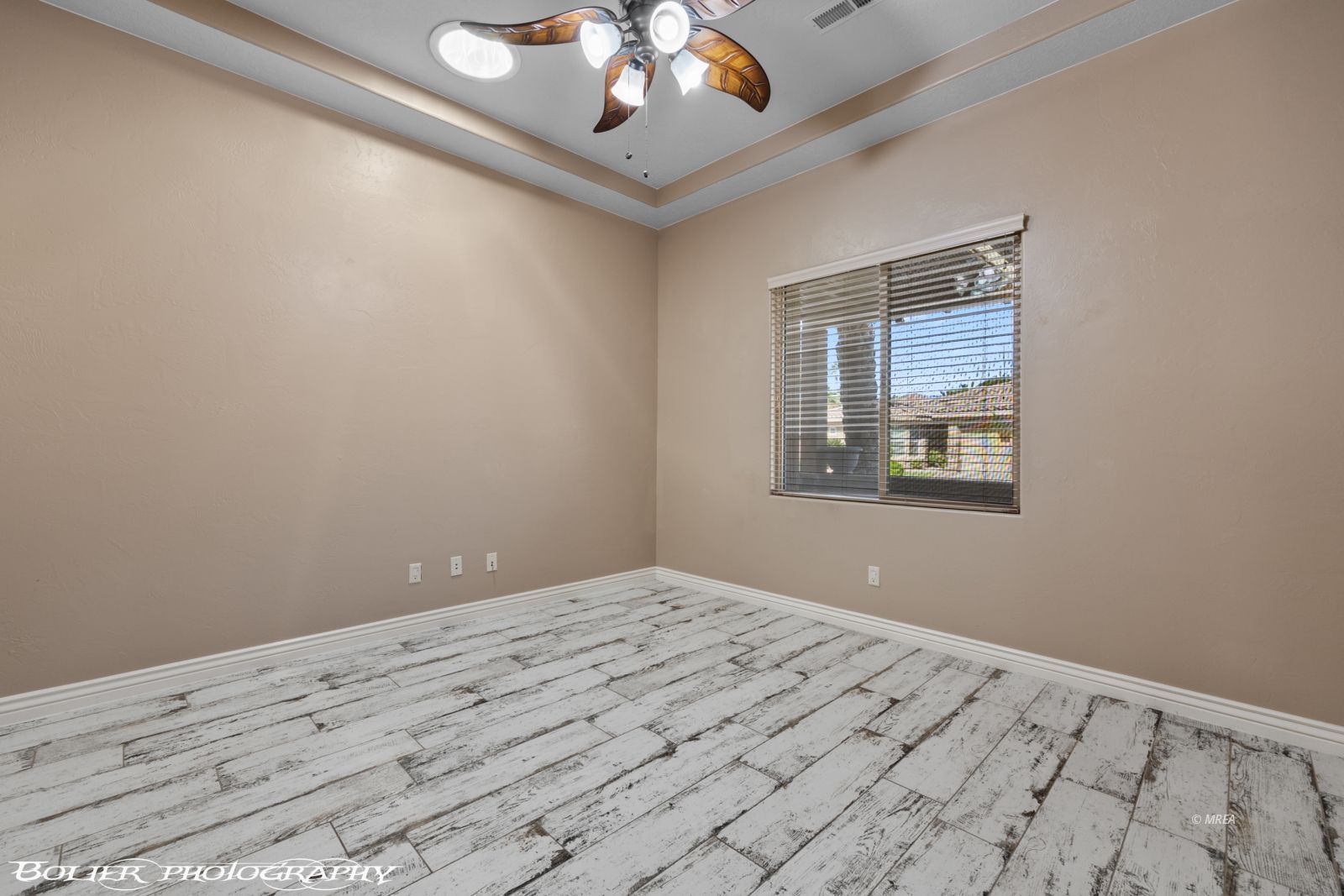 420  Sublimity Crest 