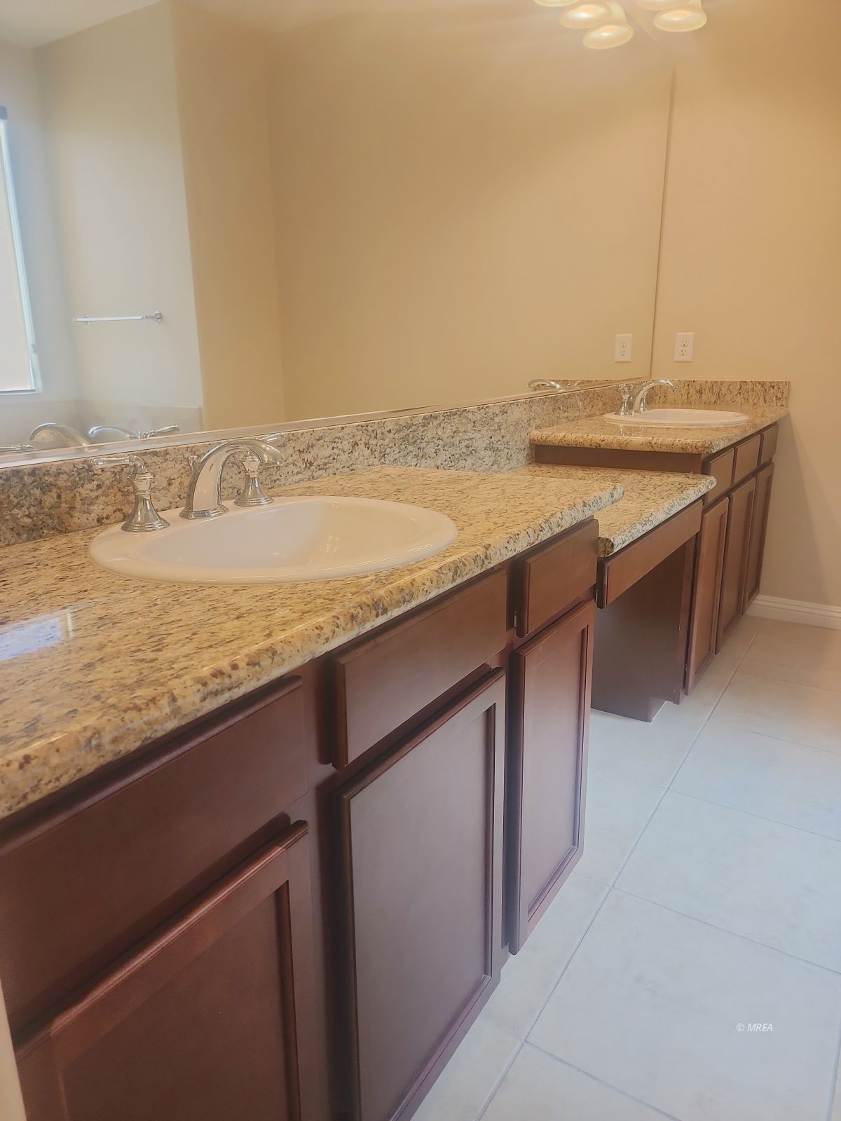 1355  Huntington Heights 