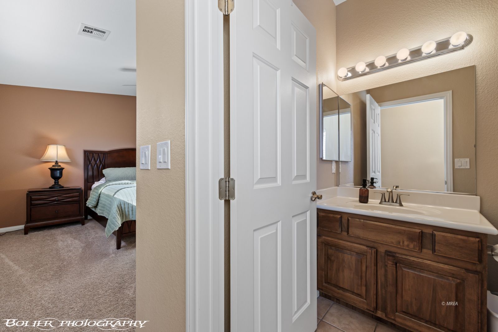 890  Kitty Hawk Dr.  #3624